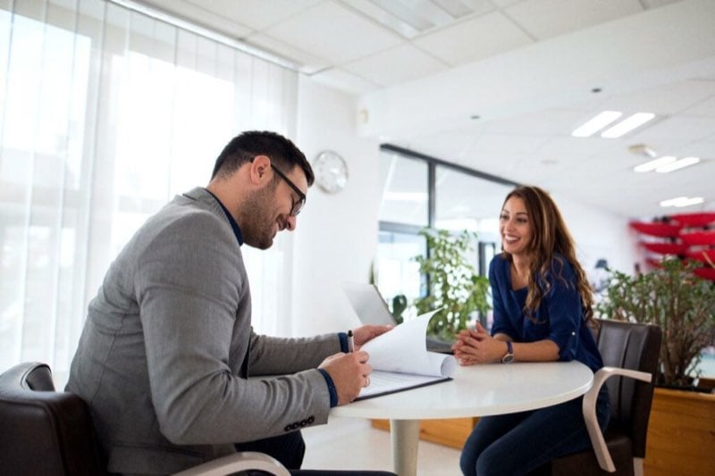 La grille d’entretien en recrutement doit être rédigée en collaboration