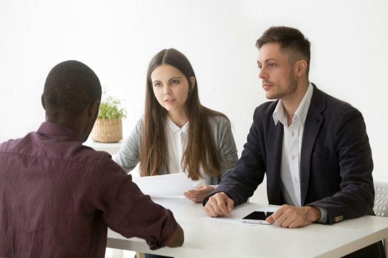 Les grilles d’entretien doivent permettre l’évaluation de certains critères